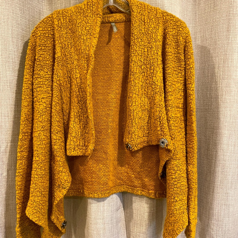 Yellow sweater with snap-closure! Super cute!